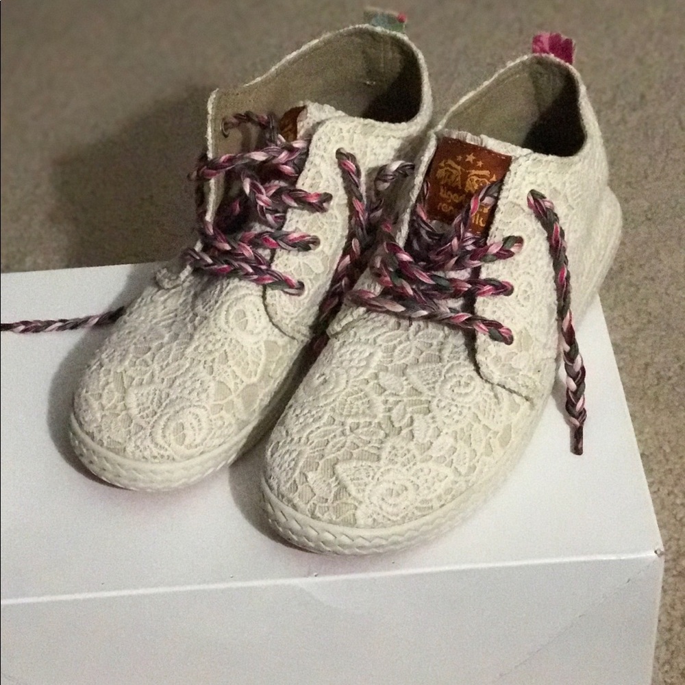Tigerbear Republik shoes